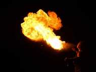 Feuershow-Massweiler-13.jpg